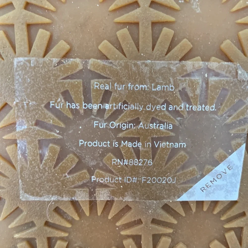 🍄UGG FLUFF YEAH SLIDE🍄 - Picture 5 of 7